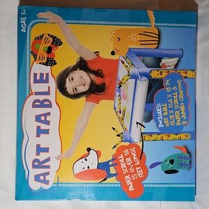 Children's Art Table Plastic NIB Never Used Complete Set Age 3+ Easy Clean T13